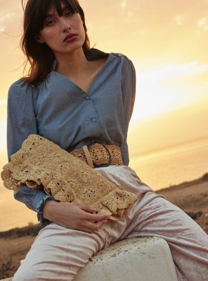 Hanaé raffia pouch