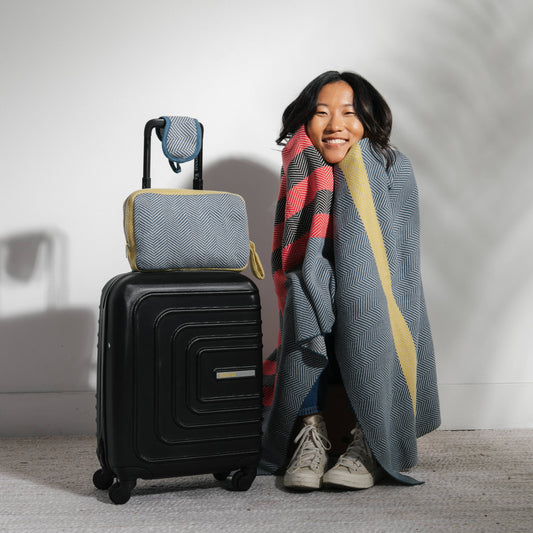 Chevron Stripes - Steel Blue/Pale Whisper Travel Set