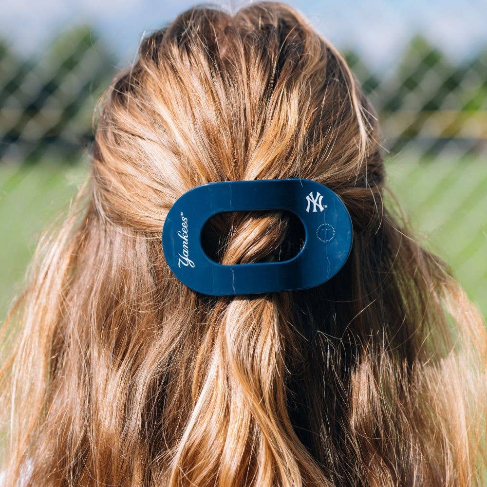 Flat Round Hair Clip | Medium