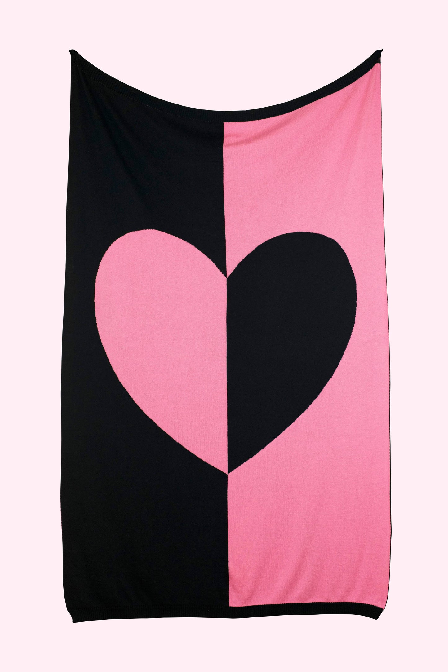 Dual - Hearty Heart - Black/Clutter Pink