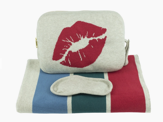 Kiss/Lips Linen/Red Travel Set